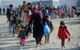 Refugees and migrants on their way to Germany (Photo: Shutterstock)