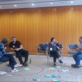 Workshop-Teilnehmende beim Austausch untereinander 