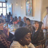 Gemeinsames Abendessen zum Abschuss (Foto: Mansour Rasoully)