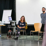 Siwan Alkerdi from the project team with Margaux Richet and Thaer Issa (Muslimisches Bildungswerk für Demokratie e.V. Erfurt) during the seminar for module 3 /​/​ Foto: Thomas Müller 