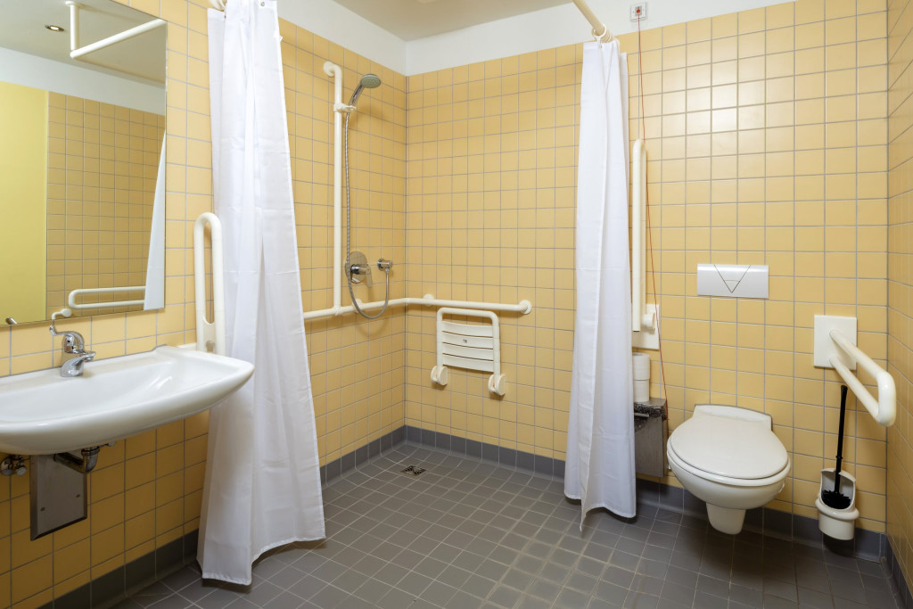 Barrier-free WC in the Orange Garden House